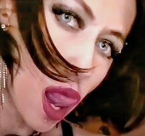 KinkyBunny profile picture